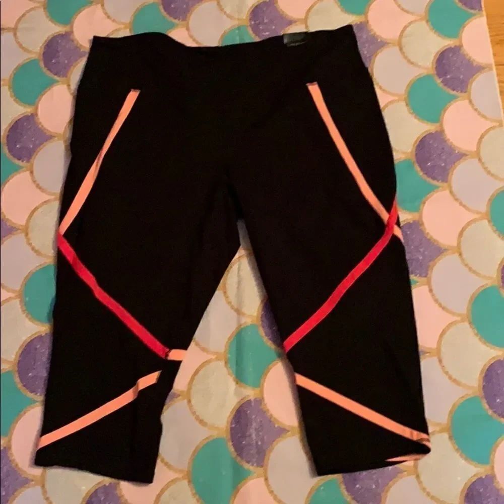 Lane Bryant Capri Leggings